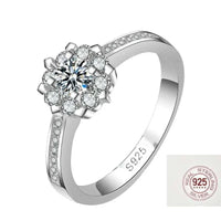 925 sterling silver Frost Bloom Ring with prong-set cubic zirconia snowflake design