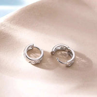 Chunky geometric lattice huggie earrings in 925 sterling silver