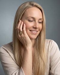 18k gold plated hollow oval frame open ring with smooth polished finish
