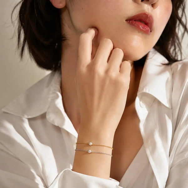 14K gold plated single pearl charm bracelet on slim chain