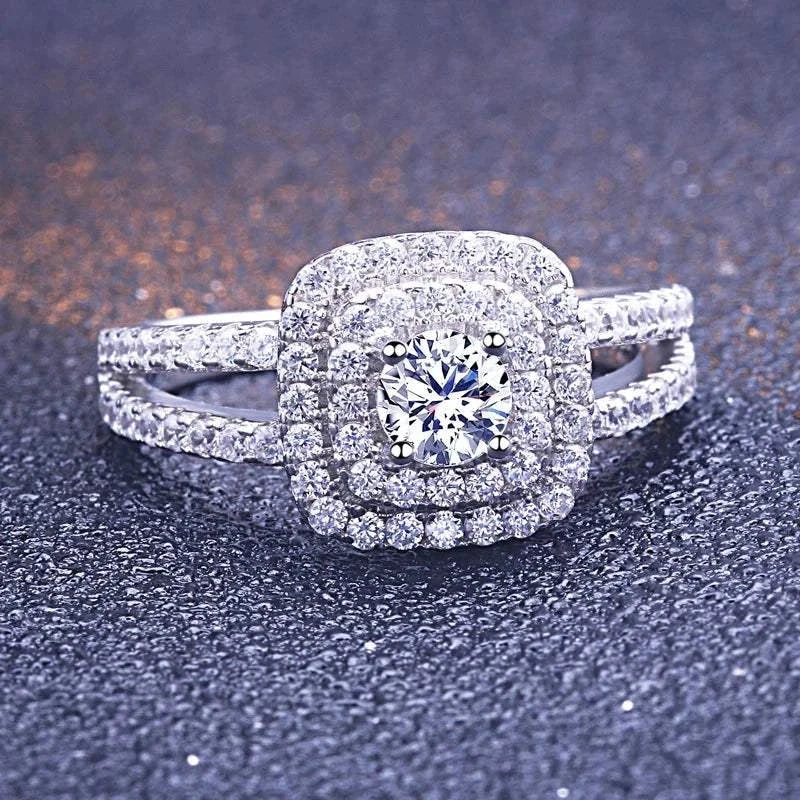 Square zirconia bridal ring set in 925 sterling silver with channel-set stones